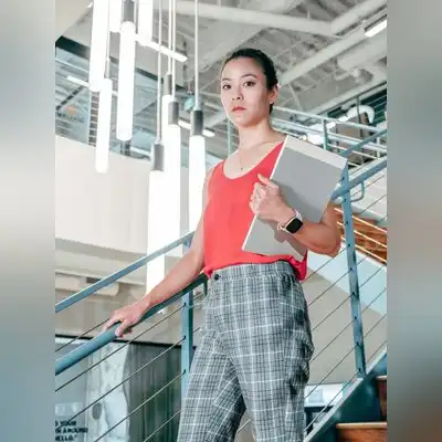 时洁